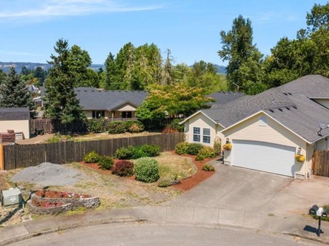 House for sale in Oregonia