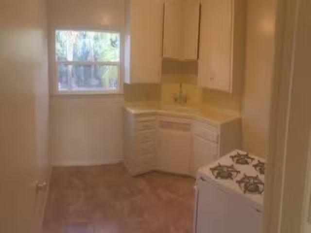 Condo for rent in Long Beach