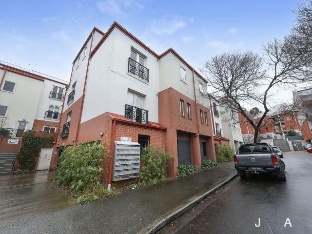 Apartment for rent in Camerons Creek, Victoria