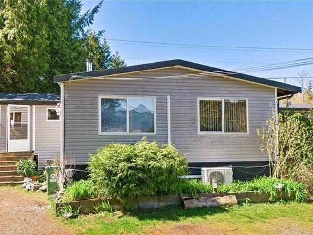 House for sale in Clayoquot, British Columbia