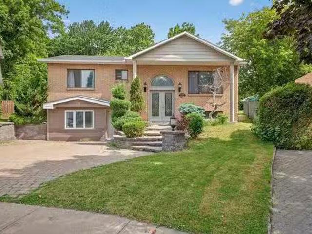 House for sale in Laval-des-rapides, Quebec