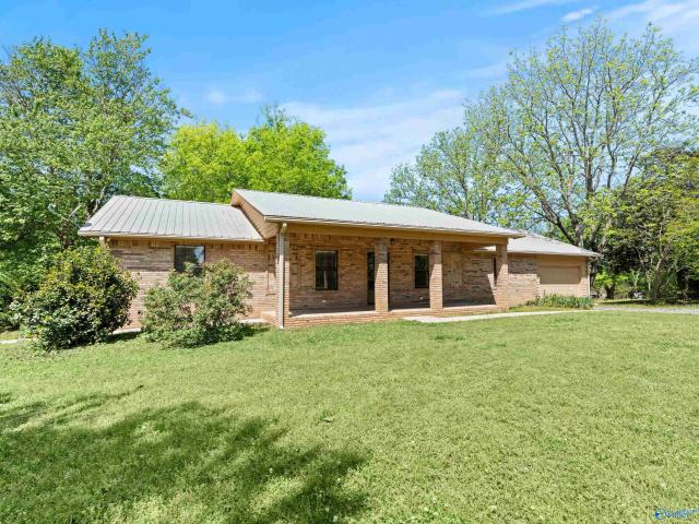 House for sale in Grant, Alabama