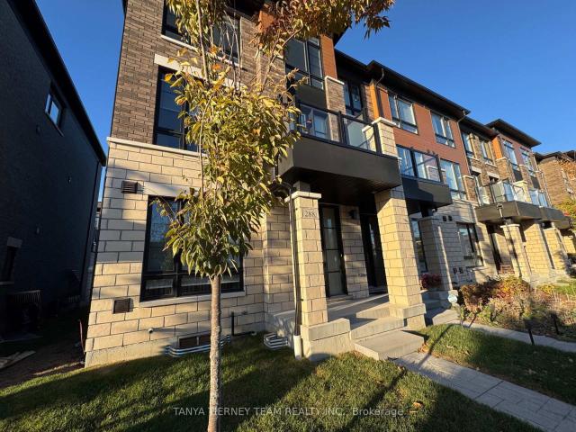 Townhouse for sale in Woburn, Ontario