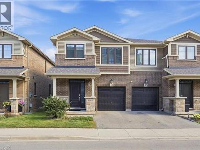 Condo for sale in Ancaster, Ontario
