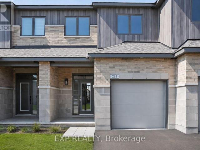 Townhouse for rent in Russell, Ontario