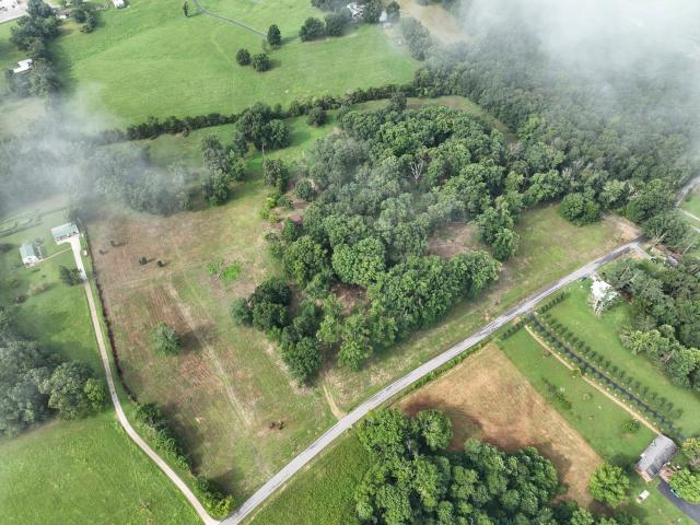 Land for sale in Westmoreland, Middle Tennessee