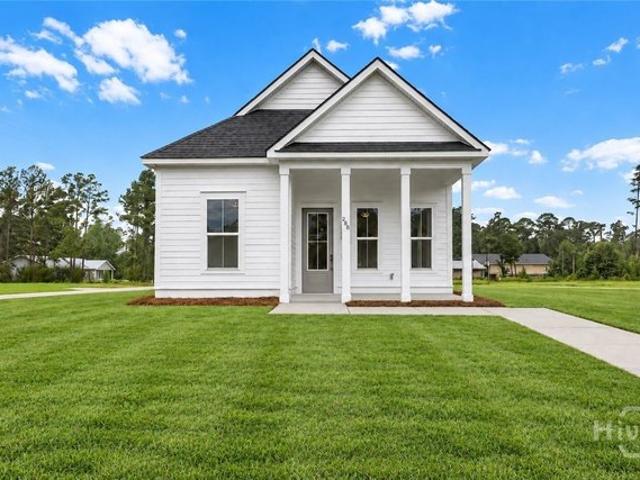 House for sale in Pembroke, Georgia