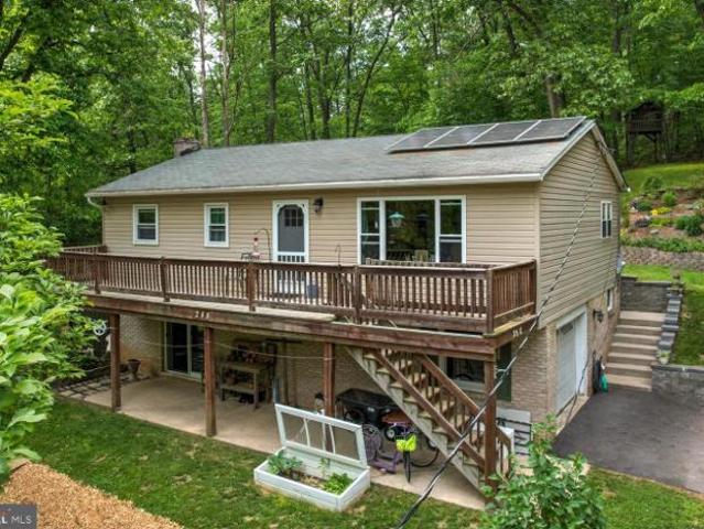 House for sale in Holtwood, Pennsylvania