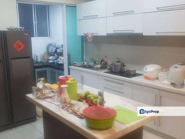 Condominium for sale in Country Heights Damansara, Kuala Lumpur