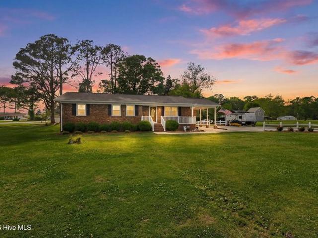 House for sale in Aurora, North Carolina