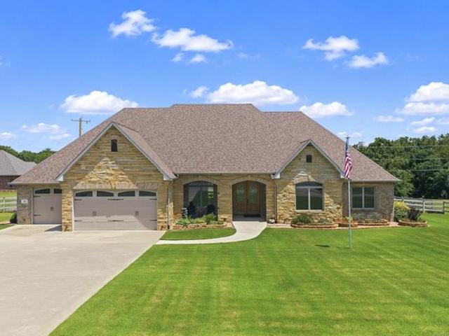 House for sale in Carter, Oklahoma