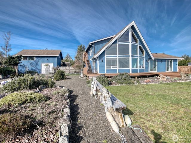 House for sale in Ocean Shores, Washington