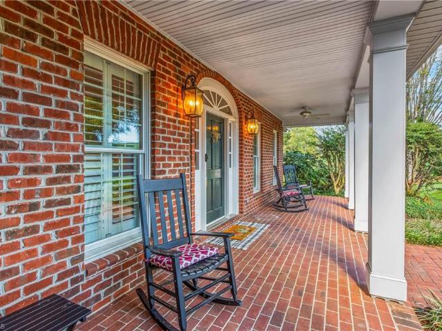 House for sale in Pilot Mountain, Surry County
