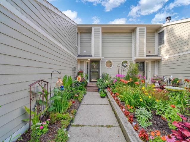 Condo for sale in Saline, Michigan