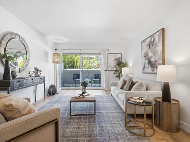 Condo for sale in Oakland, California