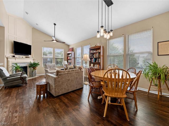 Townhouse for sale in Summit, Ohio