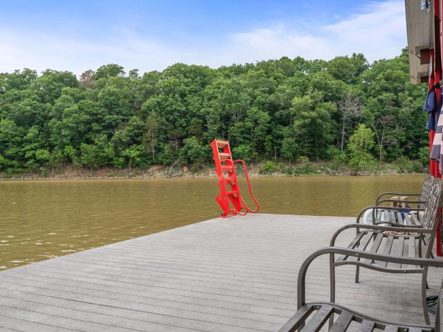 House for sale in Barry, Missouri