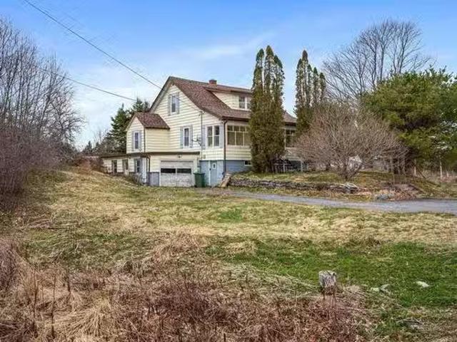 House for sale in Moser River, Nova Scotia