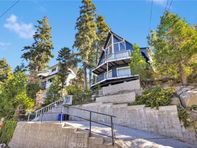 House for sale in Cedar Glen, California