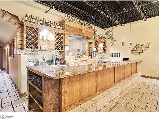 Commercial for sale in Wickliffe, Ohio