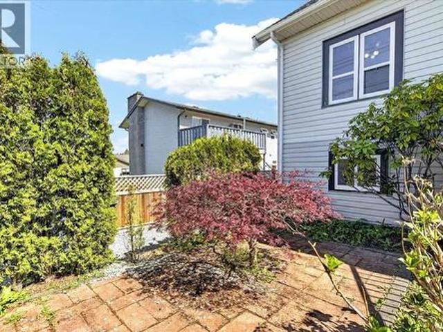 House for sale in Clayoquot, British Columbia