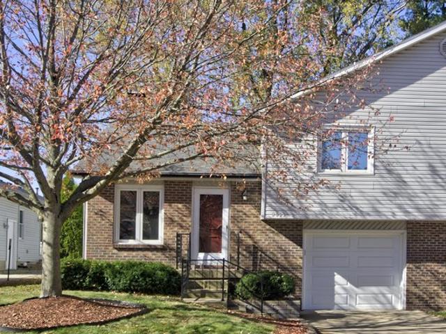 Townhouse for sale in Decatur, Illinois