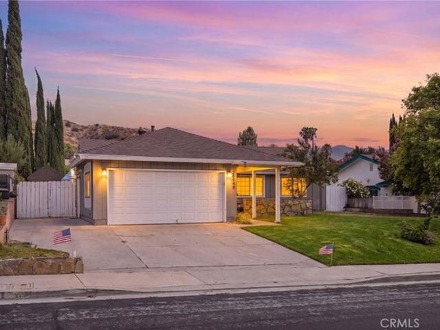 House for sale in Canyon Country, California