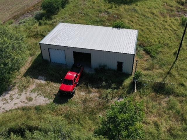 Farm for sale in Skidmore, Bee County