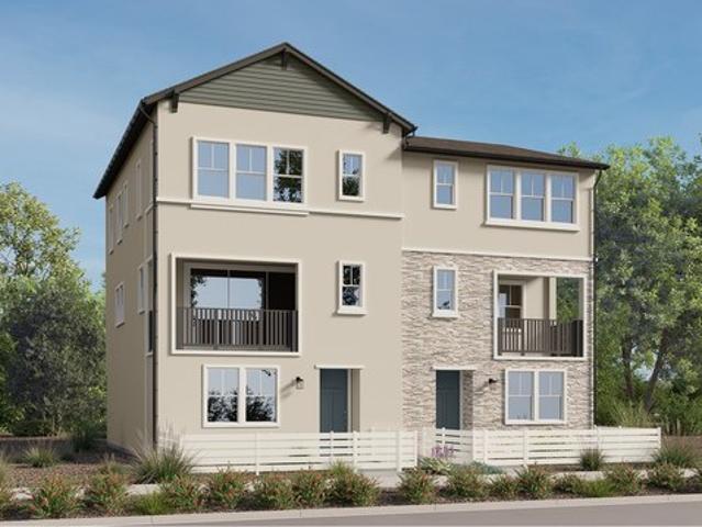 Townhouse for sale in Canyon Country, California