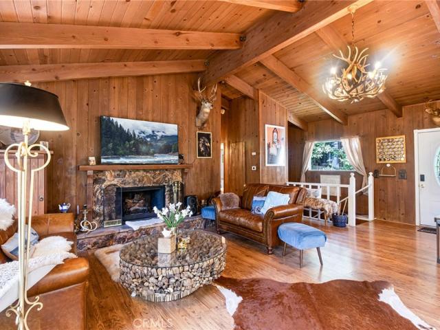 House for sale in Cedar Glen, California