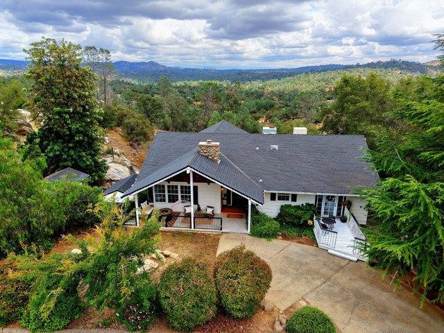 House for sale in Coarsegold, Madera County
