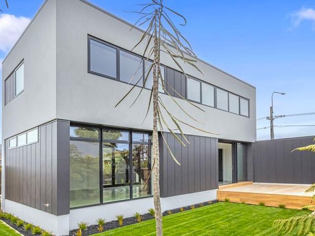 House for rent in Chaslands, Canterbury