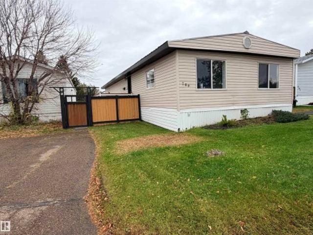 House for sale in Parkland Village, Parkland County