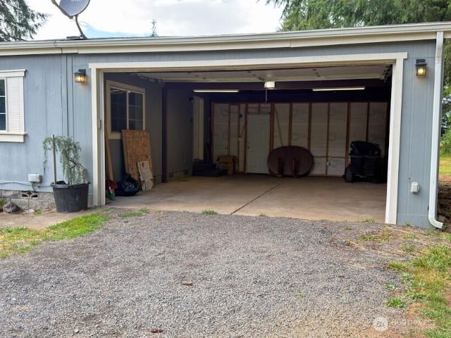House for sale in Winlock, Washington