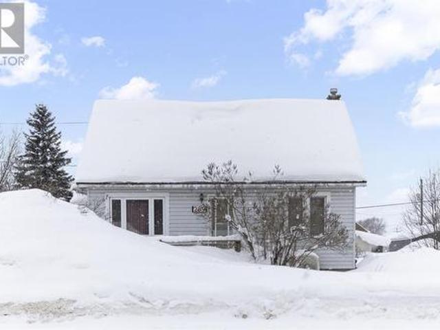 House for sale in Sault Sainte Marie, Ontario