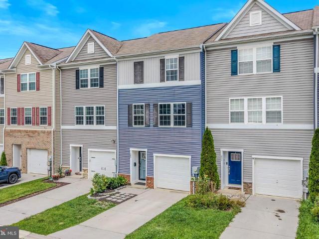 Townhouse for sale in Falling Waters, West Virginia
