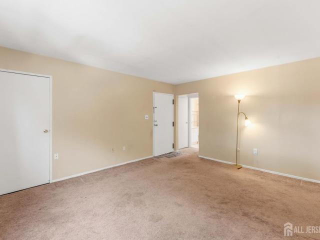 Condo for sale in Spotswood, New Jersey