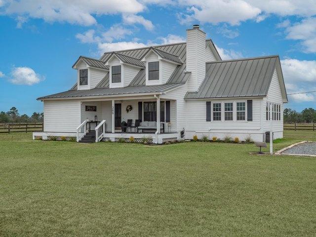 House for sale in Chattahoochee, Florida