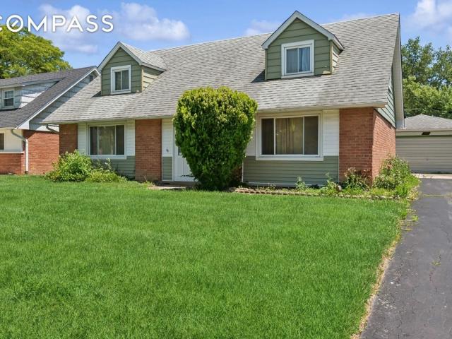 House for sale in Chicago Heights