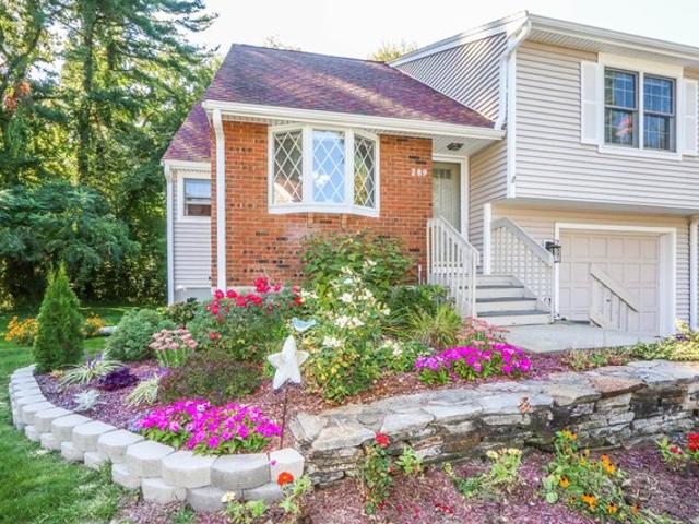 Condo for sale in Enfield, Connecticut