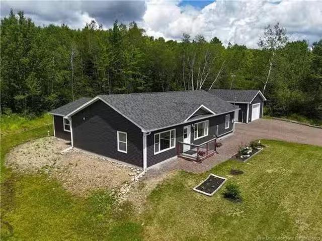 House for sale in Penniac, New Brunswick