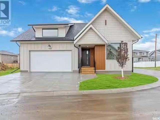 House for sale in Saskatoon, Saskatchewan