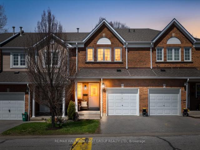 Condo for sale in Whitby, Golden Horseshoe