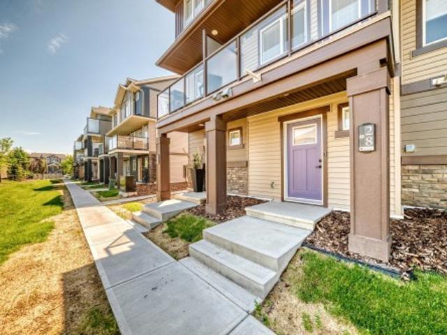 Townhouse for sale in Wedgewood, Alberta