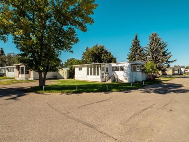 House for sale in St. Edwards, Lethbridge