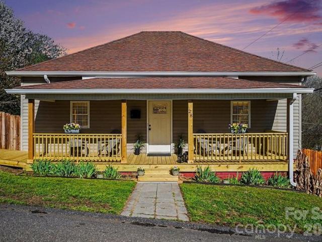 House for sale in Cramerton, North Carolina