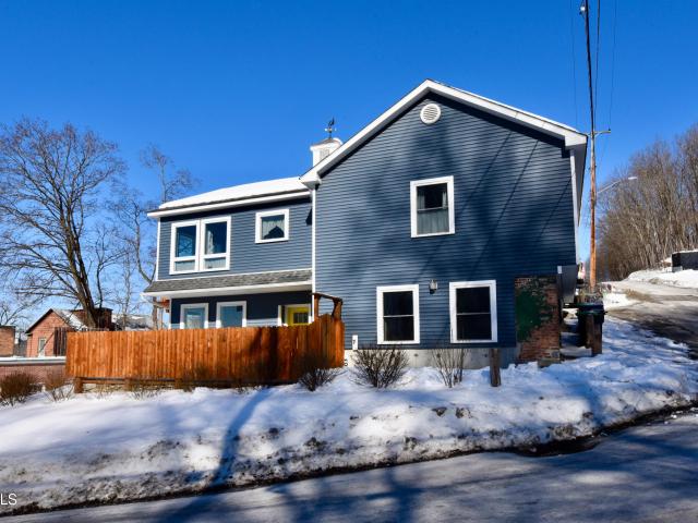 House for sale in New York