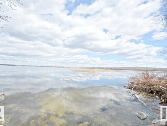 Land for sale in Alberta