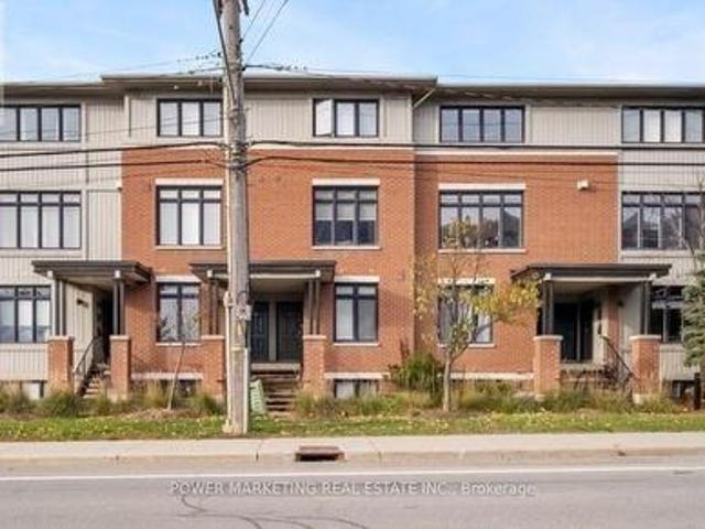 Townhouse for sale in Rideau-Rockcliffe, Ottawa