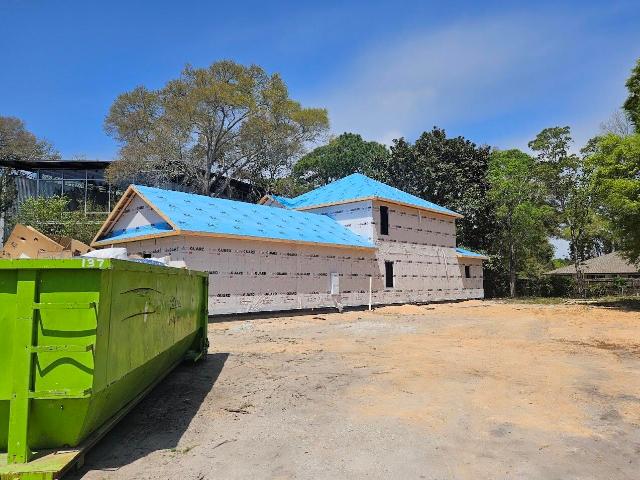 House for sale in Shalimar, Florida